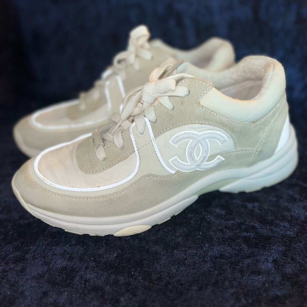 Authentic Chanel sneakers size 39 1/2